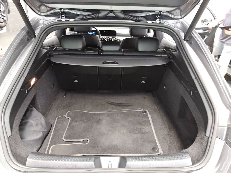 Mercedes-Benz CLA 200 d Shooting Brake automatik Progressive • koža • AHK — 12