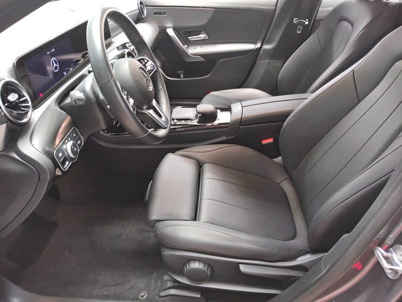 Mercedes-Benz CLA 200 d Shooting Brake automatik Progressive • koža • AHK — 9
