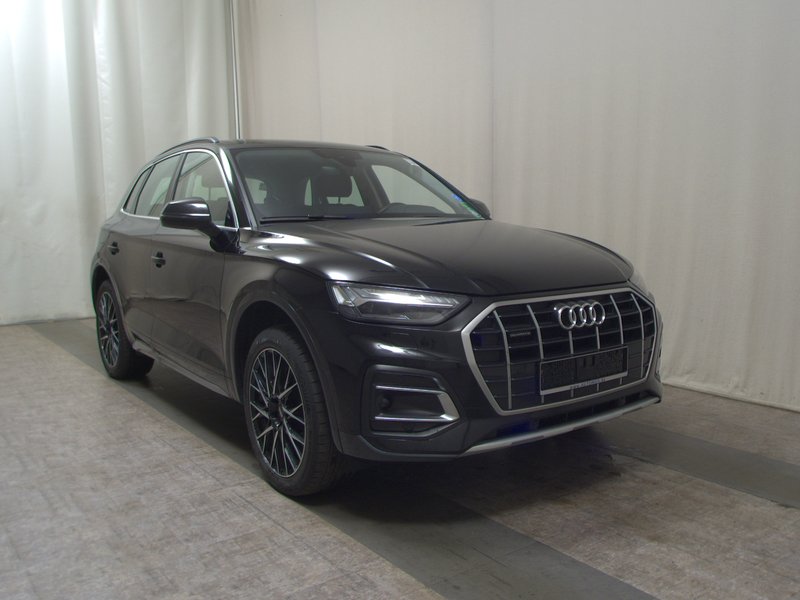 Audi Q5 50 TFSI e quattro advanced automatik • navigacija • LED — 3