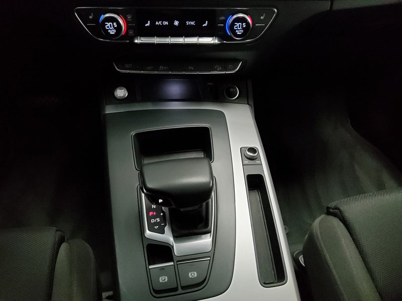 Audi Q5 50 TFSI e quattro advanced automatik • navigacija • LED — 6