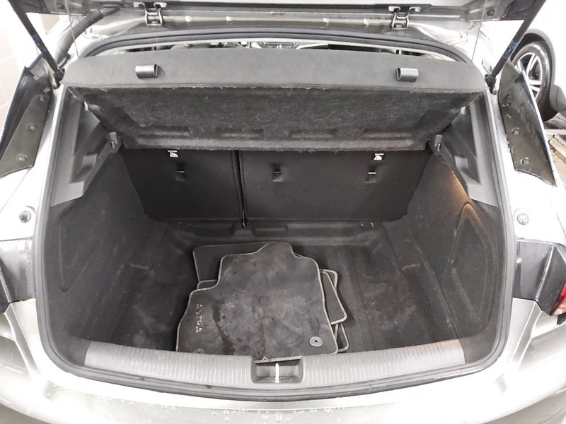 Opel Astra 1.5 D Business Edition automatik • LED — 11