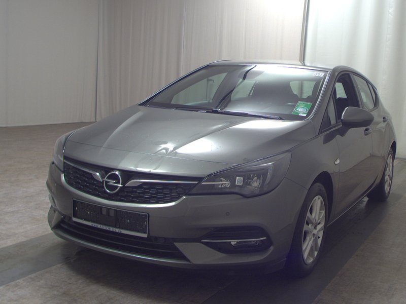 Opel Astra 1.5 D Business Edition automatik • LED — 2
