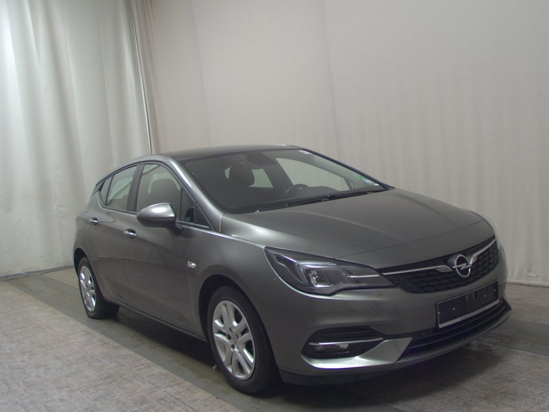Opel Astra 1.5 D Business Edition automatik • LED — 3