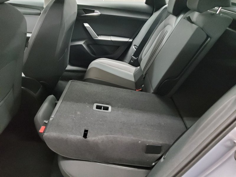 Seat Leon Sportstourer 2.0 TDI Style • LED • digitalni instrumenti — 12