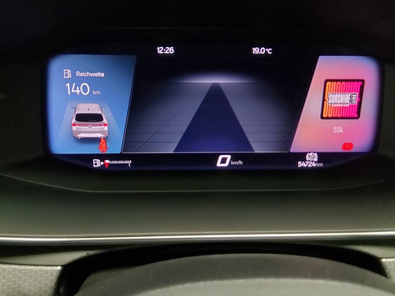 Seat Leon Sportstourer 2.0 TDI Style • LED • digitalni instrumenti — 8