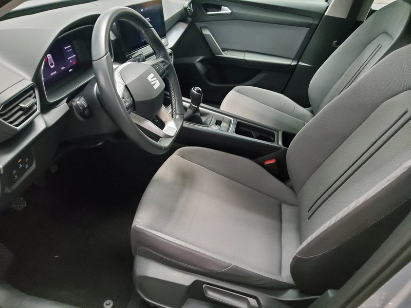 Seat Leon Sportstourer 2.0 TDI Style • LED • digitalni instrumenti — 9